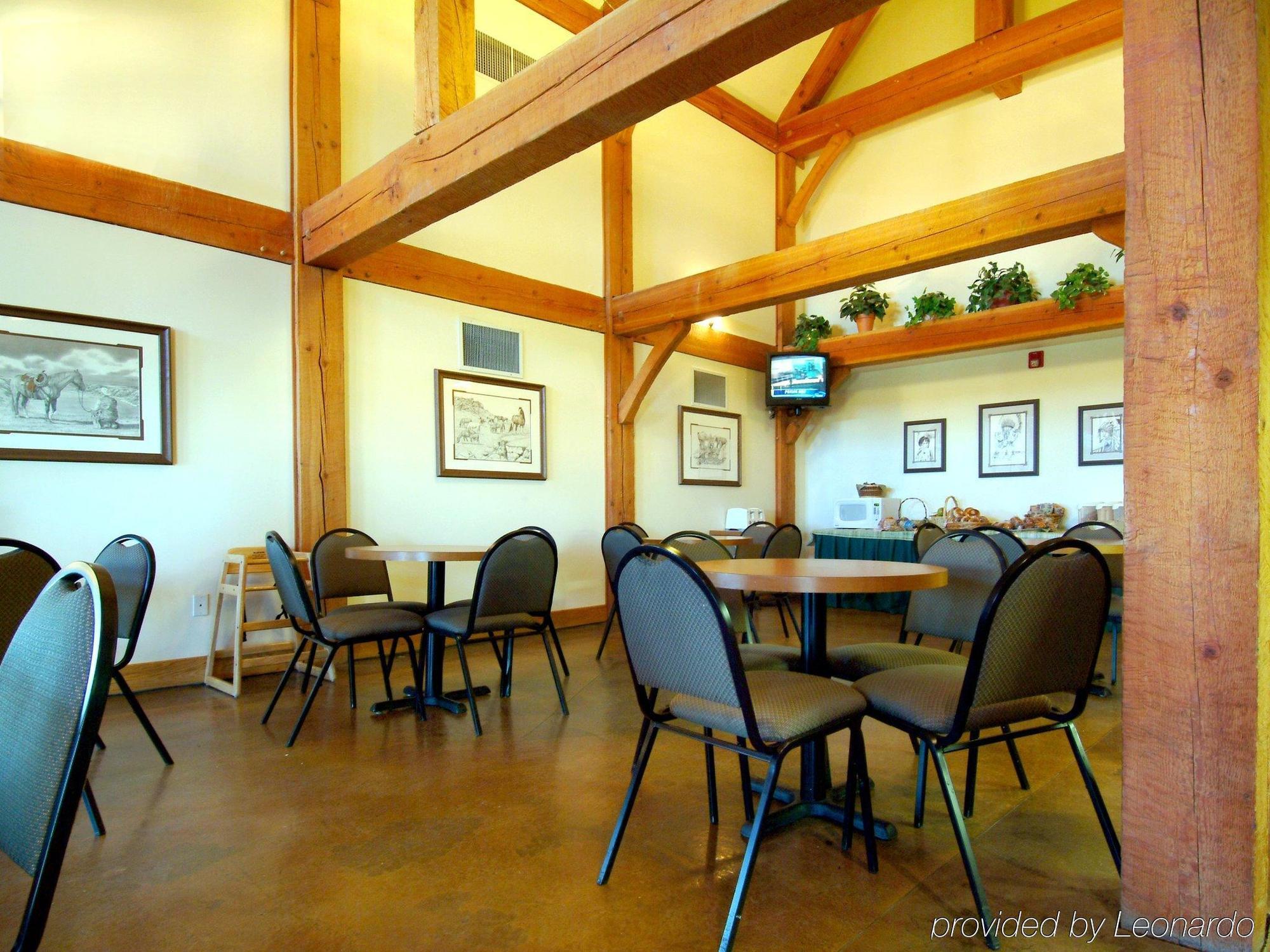 Lakeview Inns & Suites - Okotoks Restaurant bilde